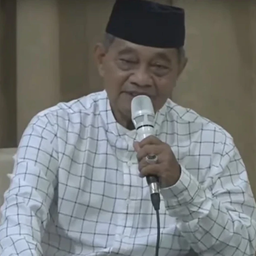 Foto KH. Ubaidillah Ruhiat
